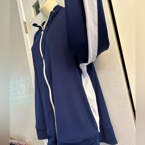 ZELOS curvy core full zippered track jacket with hood Sz-2X NWT. I11 - Picture 4 of 9